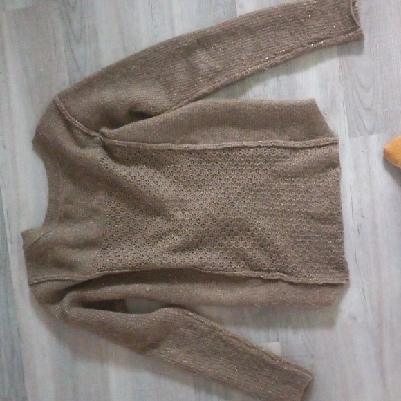 Ladies Silver L Gold Hi-Low Sweater - Picture 5 of 6